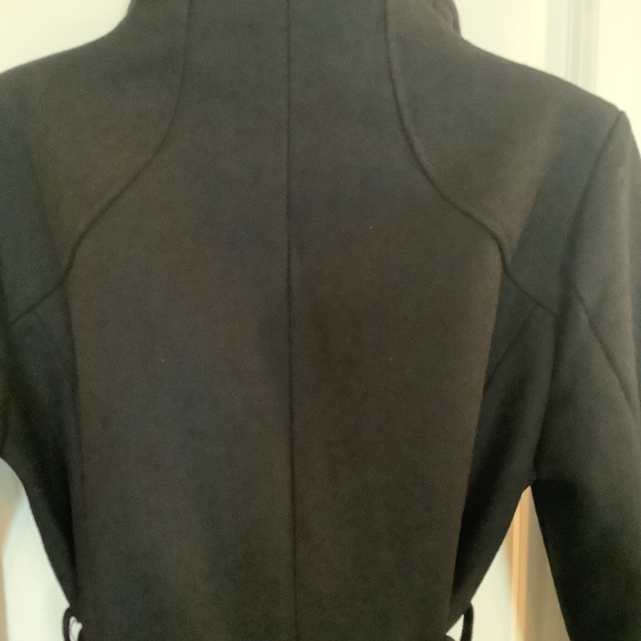 M.A.A.C London Minimalist Wool Coat Size Small - Picture 6 of 13